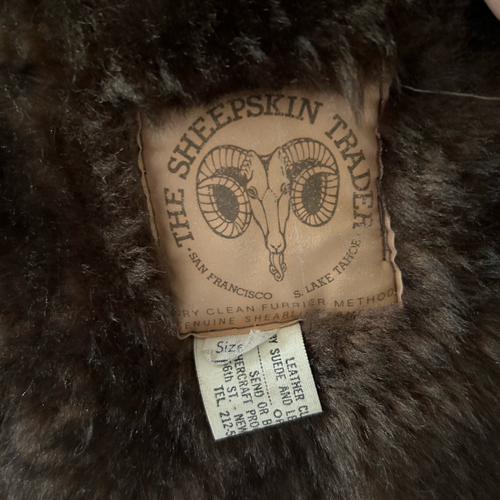 Vintage The Sheepskin Traders Sheepskin Coat Size… - image 6